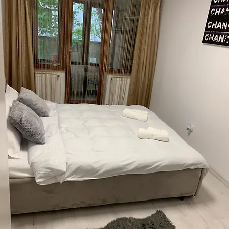 River House Apartment